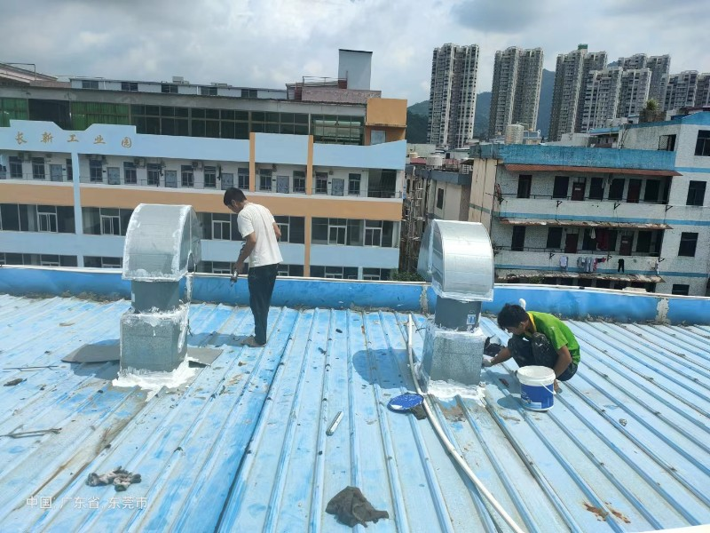 浦城钢结构屋面涂料维修方法